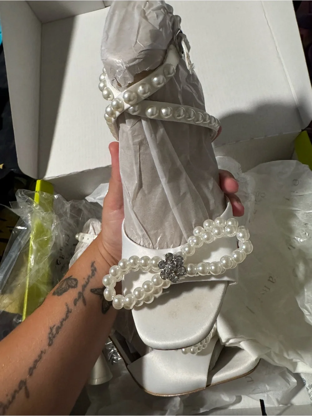 Gianni Bini White Pearl Bow Slingback Heels